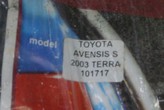   Toyota Avensis 2003